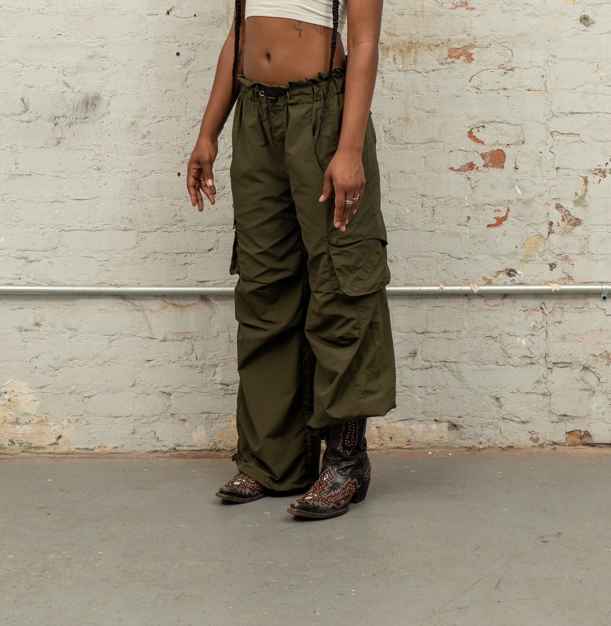 Nimbus Parachute Pants – CreatedFlo Nimbus Parachute Pants – CreatedFlo